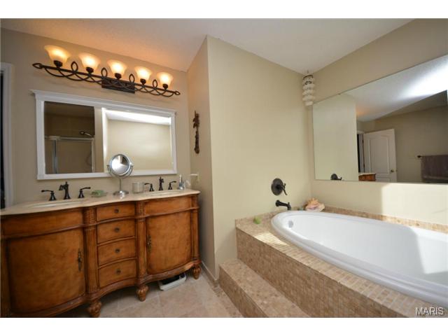 3027 Bromley Dr, O'fallon, MO 63368 photo 21