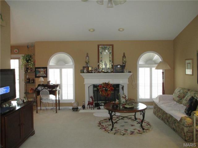 1320 Franklins Kite Dr, O'fallon, MO 63366 photo 4