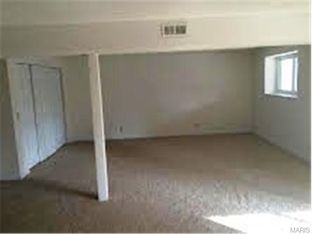 65 Dellbrook Ct, O'fallon, MO 63366 photo 9
