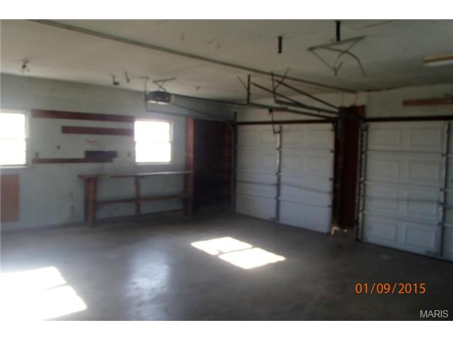 957 Mueller Rd, O'fallon, MO 63366 photo 14