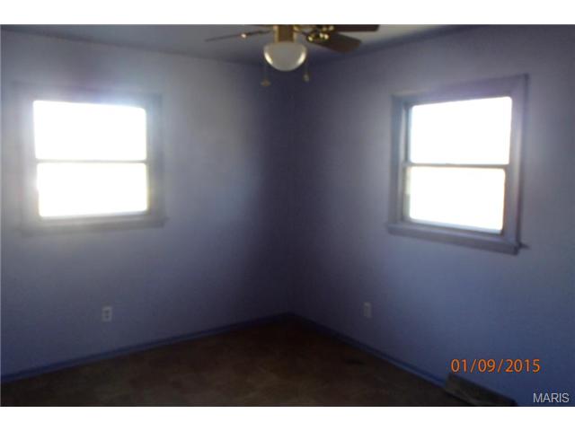 957 Mueller Rd, O'fallon, MO 63366 photo 12