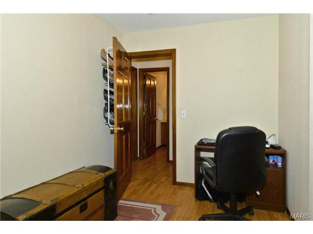 2061 Avignon, Saint Charles, MO 63303 photo 20