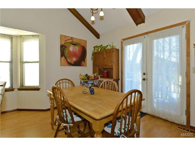 2061 Avignon, Saint Charles, MO 63303 photo 10