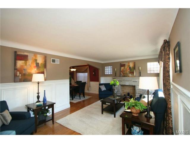 6341 Devonshire Ave, Saint Louis, MO 63109 photo 4