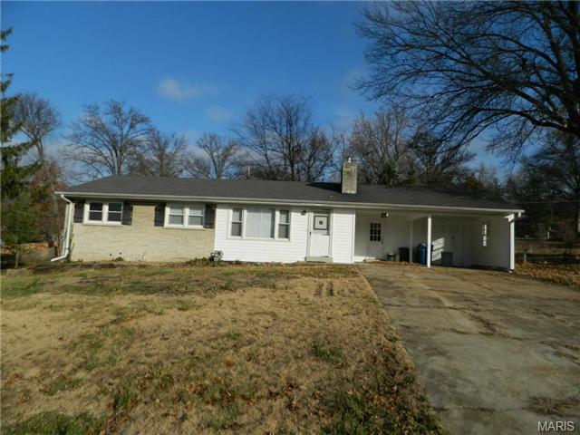 13 Cloverleaf Ln, Ballwin, MO 63011 photo 1