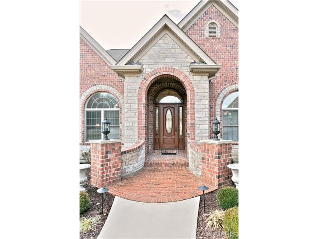 1025 Stonecastle Dr, O'fallon, MO 63366 photo 5