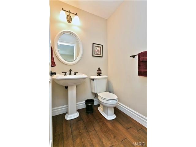 1025 Stonecastle Dr, O'fallon, MO 63366 photo 36