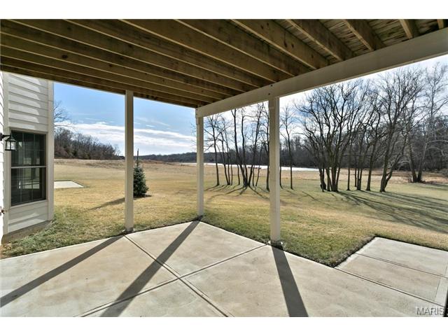 1025 Stonecastle Dr, O'fallon, MO 63366 photo 41