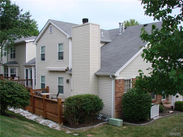 175 Baxter Heights Ct, Ballwin, MO 63011 photo 3