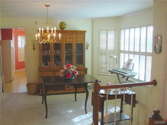 175 Baxter Heights Ct, Ballwin, MO 63011 photo 11