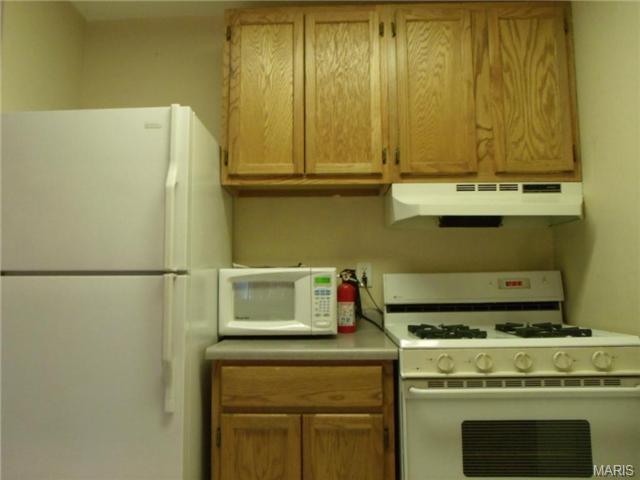 210 Braeshire Dr #A, Ballwin, MO 63021 photo 9
