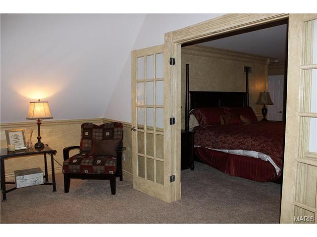 208 Pointe Lucerne Ct, Ballwin, MO 63011 photo 19