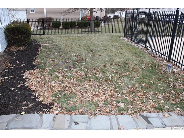 208 Pointe Lucerne Ct, Ballwin, MO 63011 photo 40