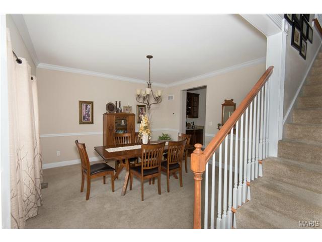 121 Fox Haven Dr, O'fallon, MO 63368 photo 3