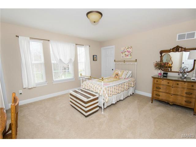 121 Fox Haven Dr, O'fallon, MO 63368 photo 33