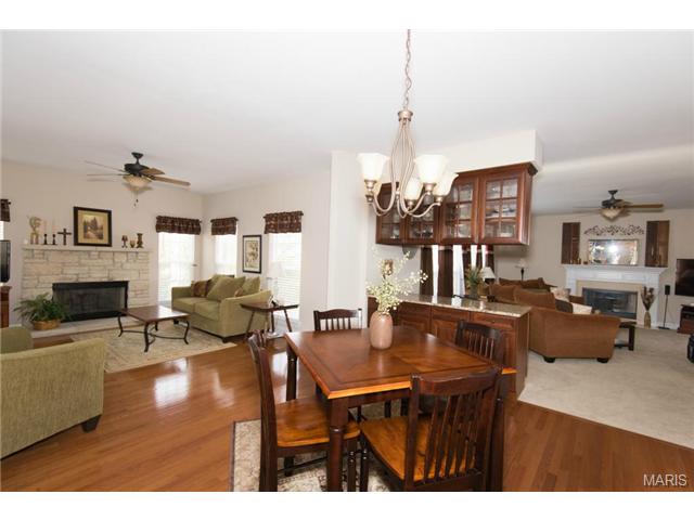121 Fox Haven Dr, O'fallon, MO 63368 photo 8