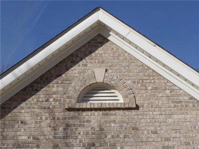 361 Gateford, Ballwin, MO 63021 photo 3