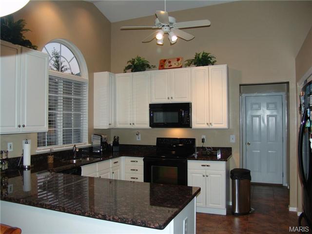 361 Gateford, Ballwin, MO 63021 photo 13