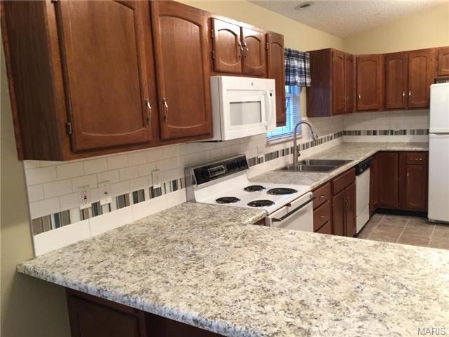 203 Birmingham Dr, O'fallon, MO 63366 photo 5