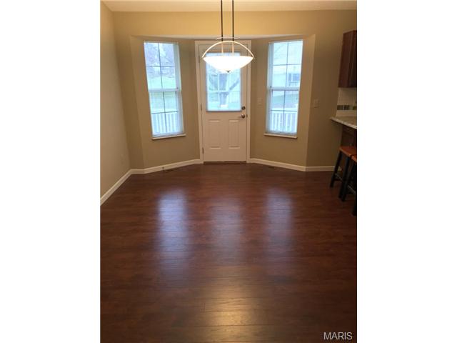 203 Birmingham Dr, O'fallon, MO 63366 photo 8