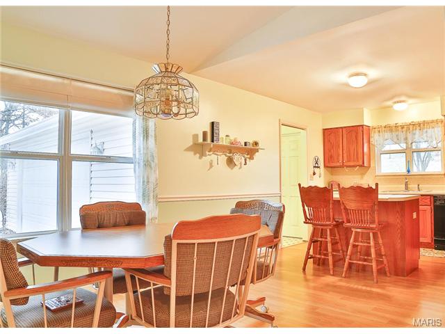 5 Hattie Dr, O'fallon, MO 63366 photo 2