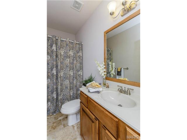 910 Bullpen Dr, O'fallon, MO 63366 photo 14