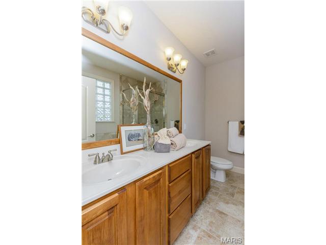 910 Bullpen Dr, O'fallon, MO 63366 photo 12