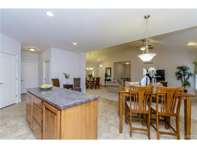 910 Bullpen Dr, O'fallon, MO 63366 photo 10