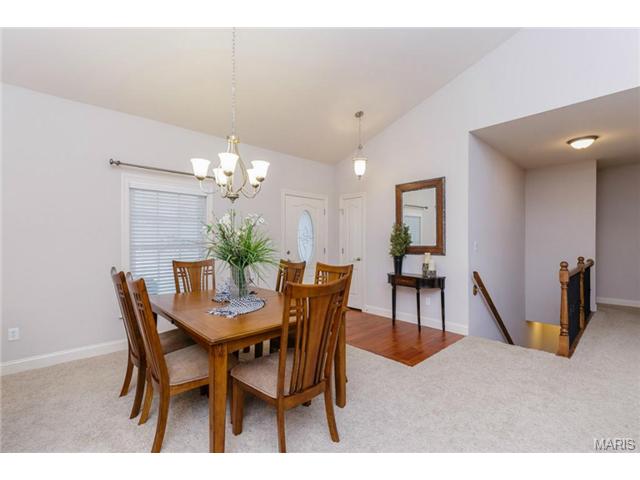 910 Bullpen Dr, O'fallon, MO 63366 photo 17