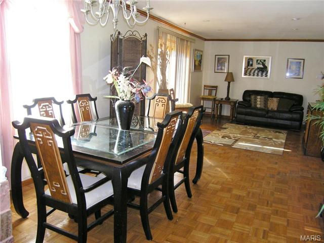 6 Canoebrook Dr, Black Jack, MO 63033 photo 6