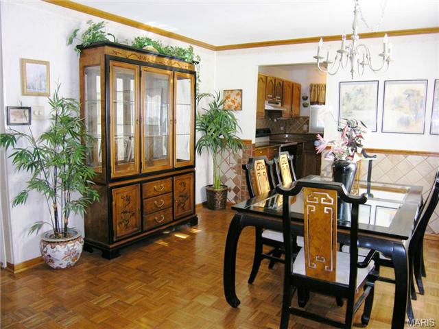 6 Canoebrook Dr, Black Jack, MO 63033 photo 5
