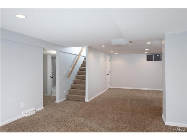 6744 Devonshire Ave, Saint Louis, MO 63109 photo 18