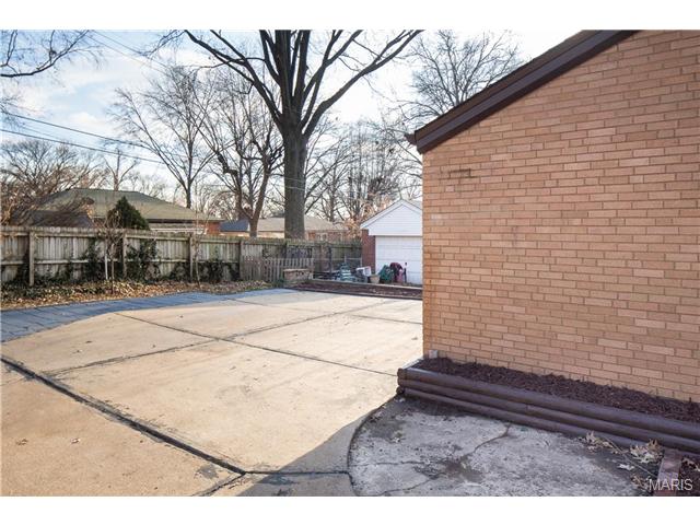 6744 Devonshire Ave, Saint Louis, MO 63109 photo 22