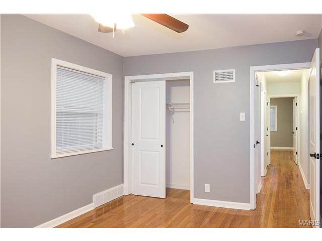 6744 Devonshire Ave, Saint Louis, MO 63109 photo 9