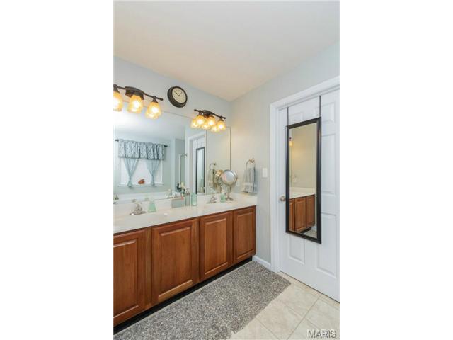 183 Roxbury Dr, O'fallon, MO 63366 photo 22