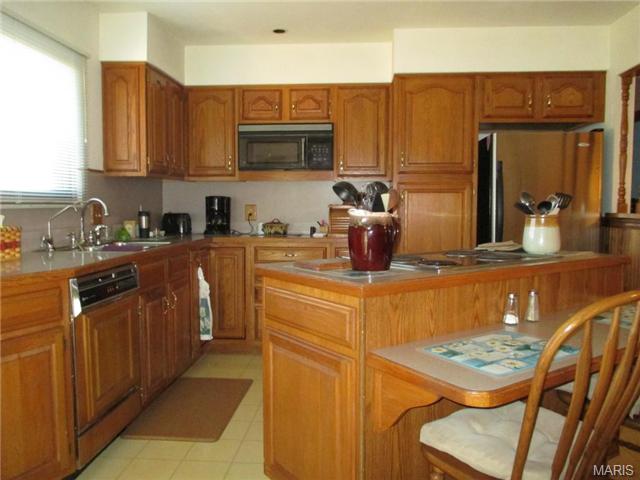459 Augustine, Eureka, MO 63025 photo 5