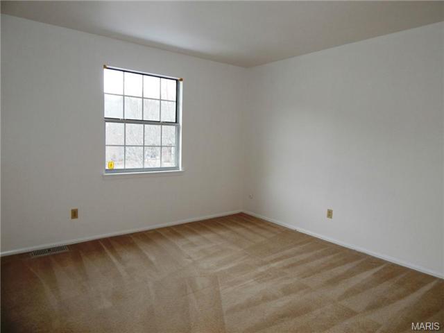 794 Spring Hill Farm Dr, Ballwin, MO 63021 photo 22