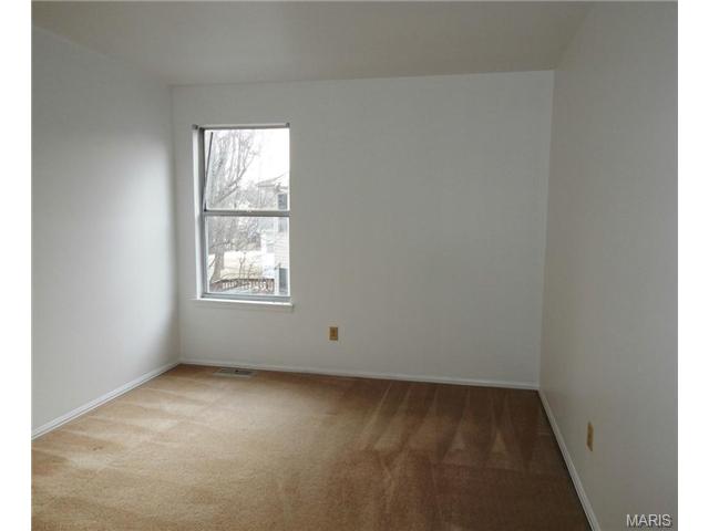 794 Spring Hill Farm Dr, Ballwin, MO 63021 photo 25