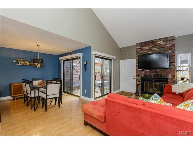 224 Hemingway Ln, Weldon Spring, MO 63304 photo 3