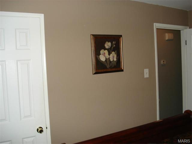 1109 Kilgore Dr, Saint Louis, MO 63137 photo 11
