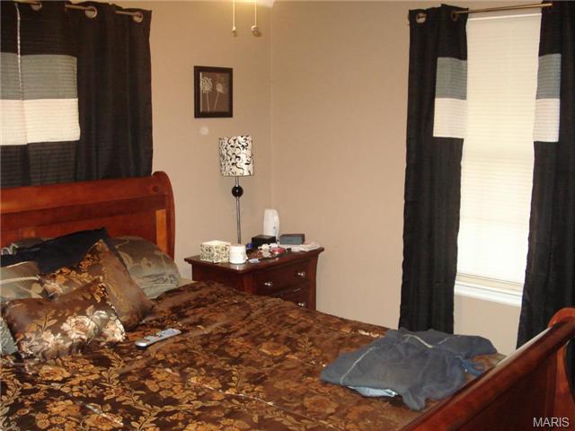 1109 Kilgore Dr, Saint Louis, MO 63137 photo 6
