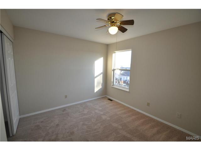1338 Apple Valley Dr, O'fallon, MO 63366 photo 12
