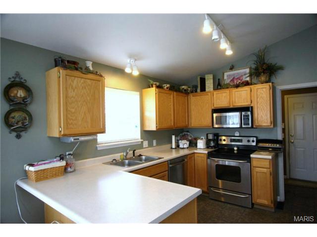 7546 Cinnamon Teal Dr, O'fallon, MO 63368 photo 9