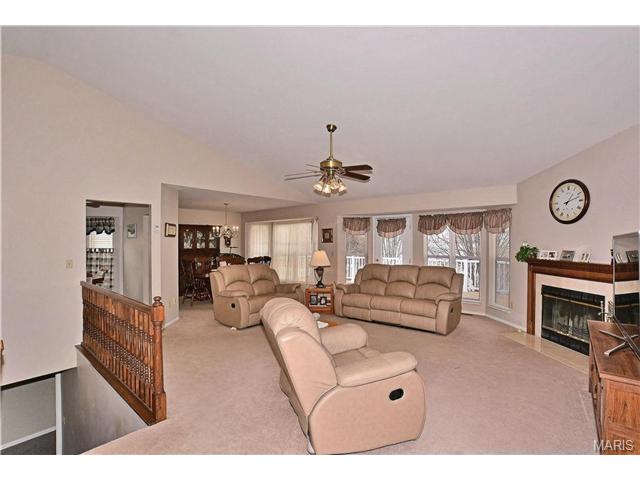 1201 Windward Rdg, O'fallon, MO 63366 photo 2