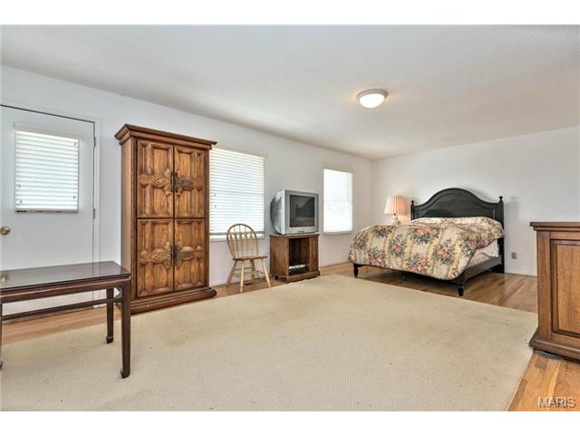 11 Nicolet Dr, Ballwin, MO 63011 photo 13