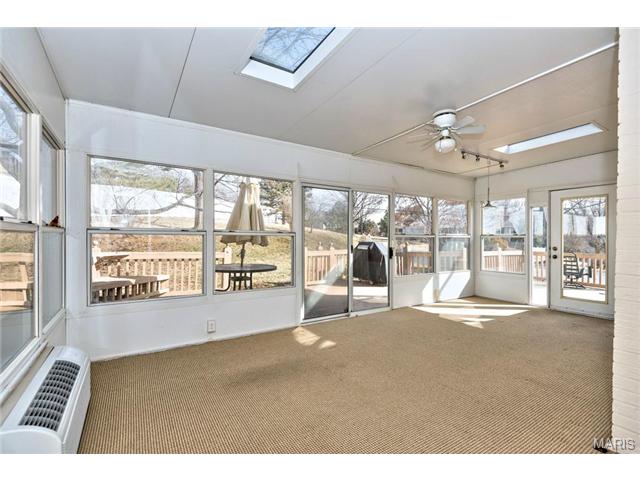 11 Nicolet Dr, Ballwin, MO 63011 photo 9