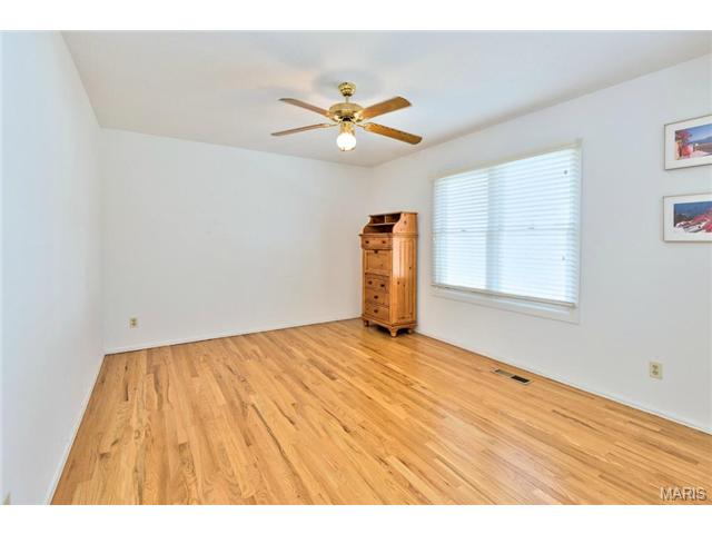 11 Nicolet Dr, Ballwin, MO 63011 photo 17