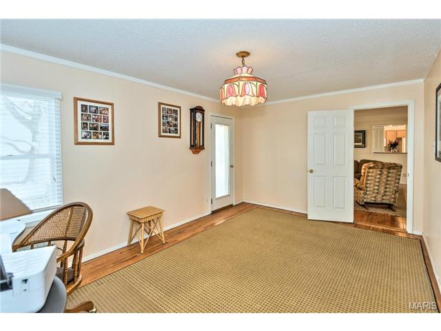 11 Nicolet Dr, Ballwin, MO 63011 photo 10