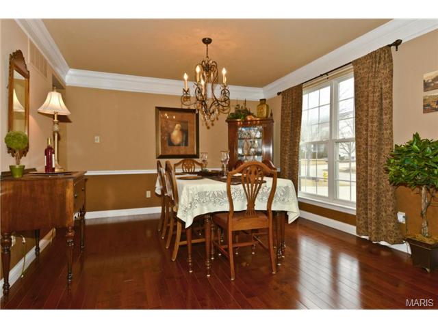 1008 Red Orchard Trl, O'fallon, MO 63368 photo 4