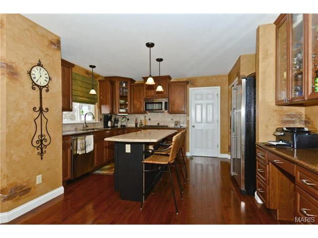 1008 Red Orchard Trl, O'fallon, MO 63368 photo 11